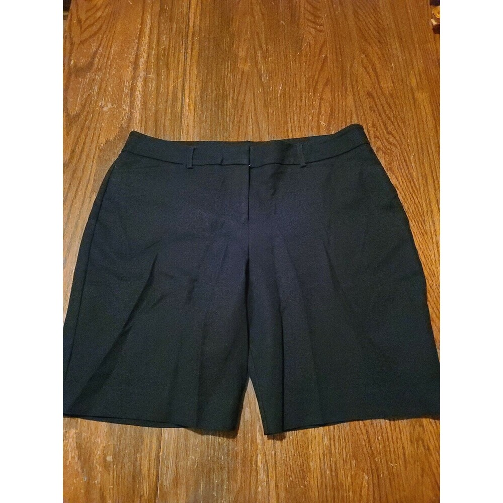Women’s BLACK Apartment 9 Shorts Size 16 EUC